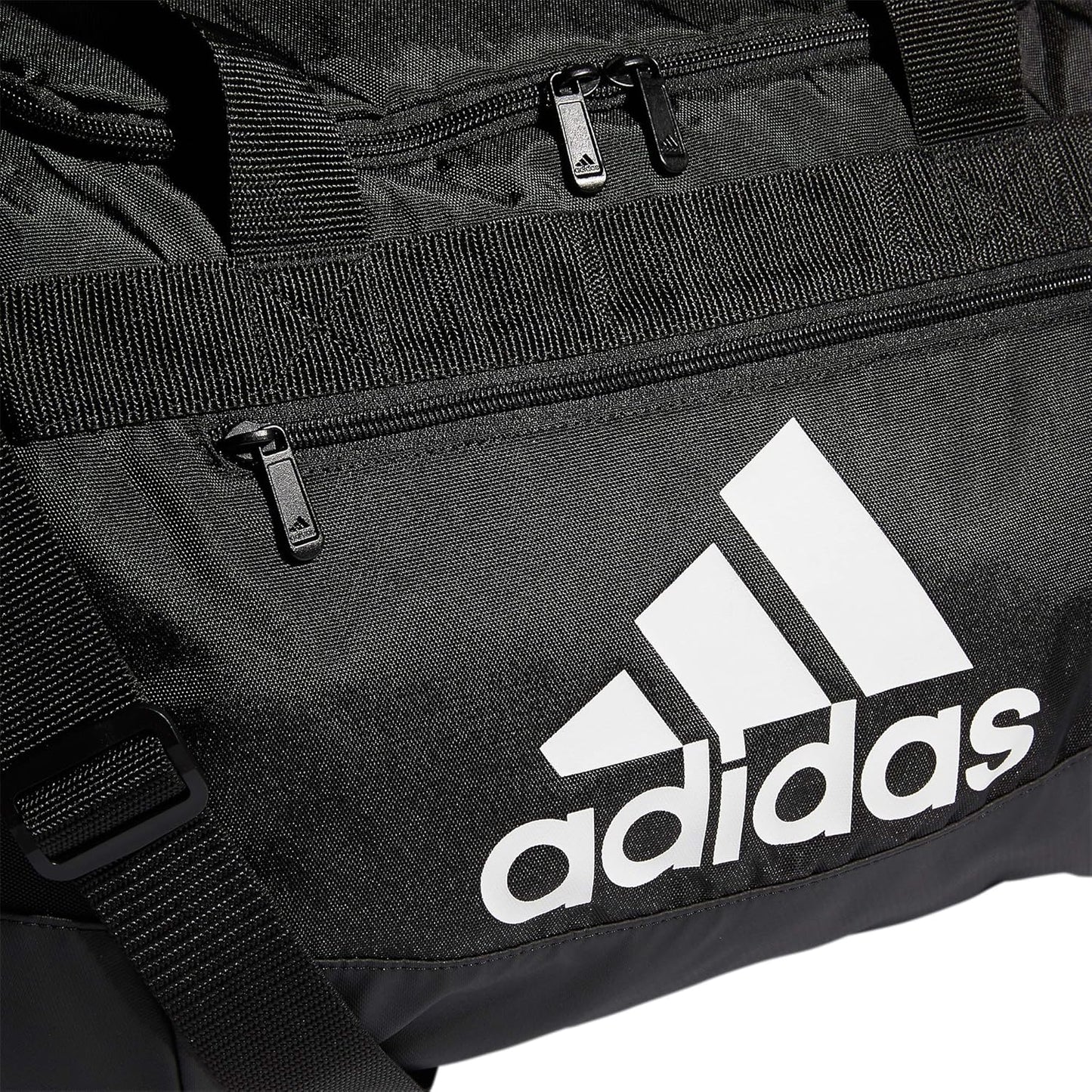 Unisex Defender 4.0 Small Gym Duffel Bag (38L) in Black/White